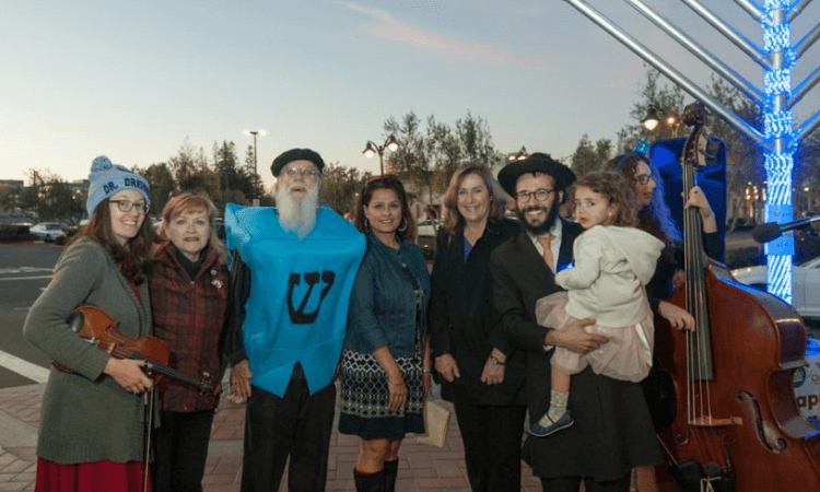 On Sunday, Dec. 17, Whole Foods in Santa Clara Square hosted the 2nd Annual Free Citywide Chanukah Celebration program by Chabad Santa Clara.